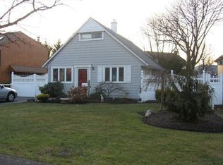 56 Beverly Rd, Merrick, NY 11566