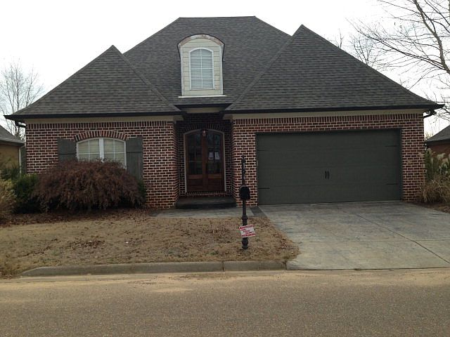 1st image of 1034 Augusta Dr