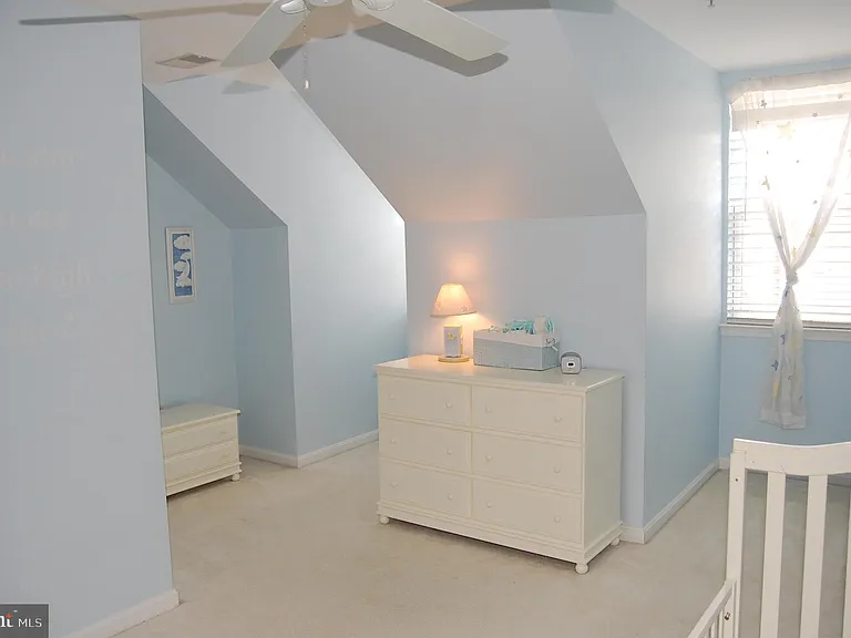 194 Martin Ln — Photo 20