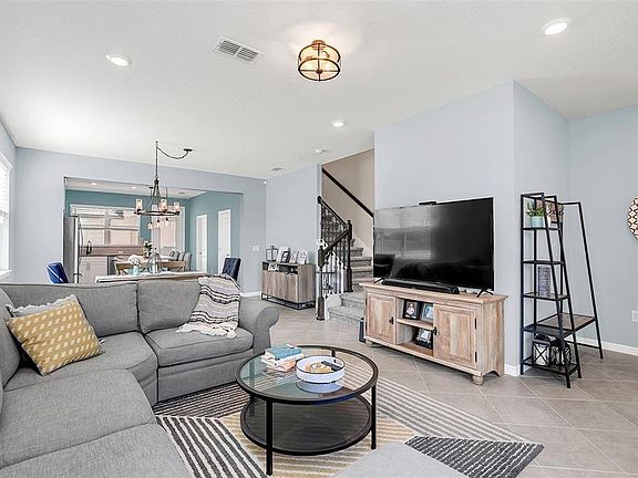 3rd image of 5050 Caspian St