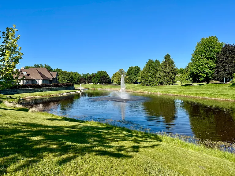 Clubhouse Overlooks Fountain Pond