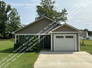 1220 El Paso St, Kannapolis, NC 28083
