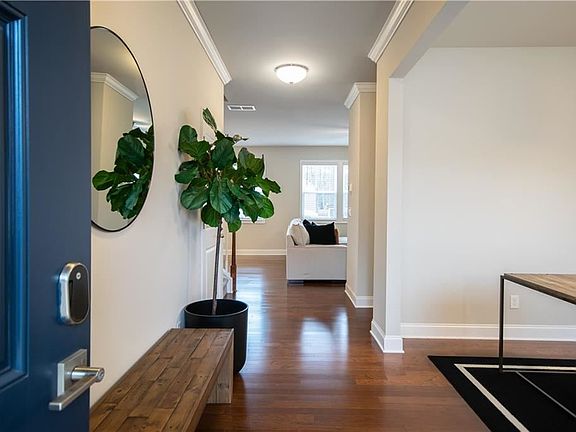 3rd image of 2432 Kingston Heath Way