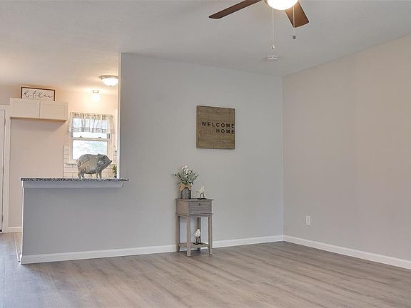 5th image of 4310 Longleaf Dr