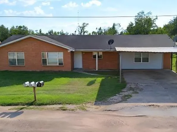 713 Timpson St, Timpson, TX 75975