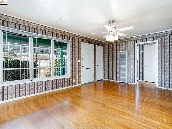 5th image of 2522 McBryde Ave