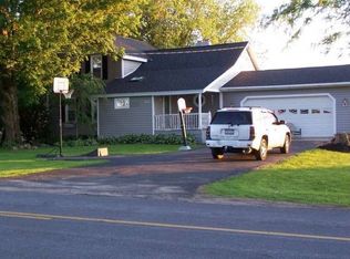 5207 Moore Rd, Westmoreland, NY 13490