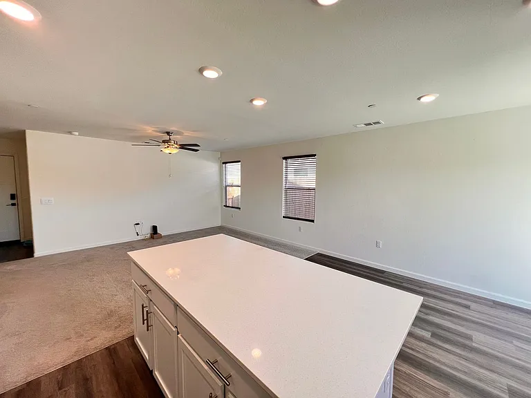 8603 Lunascape Ave — Photo 10
