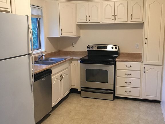 2nd image of 8628 E 96th Ter