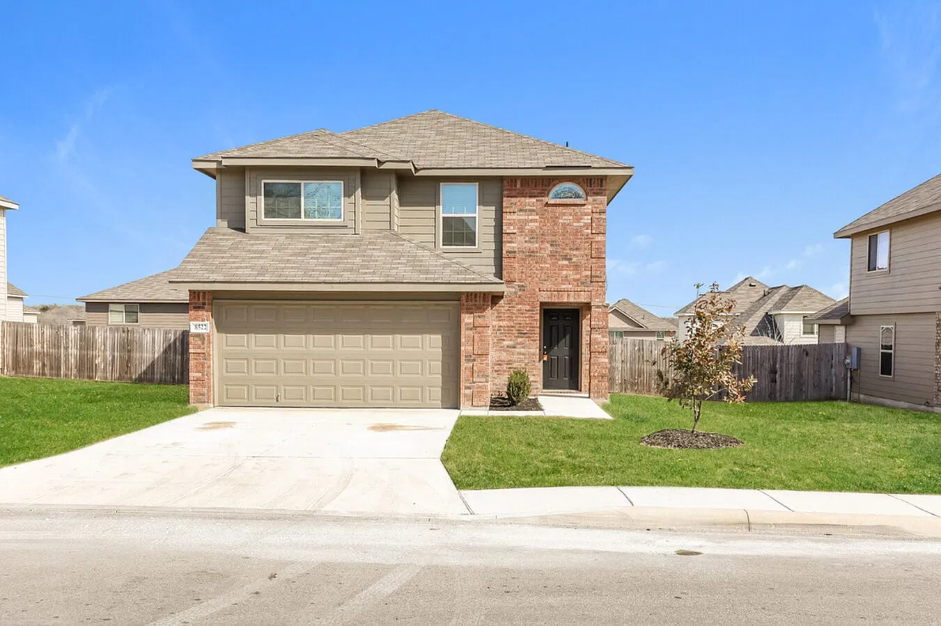 Tesoro Hills — Photo 1