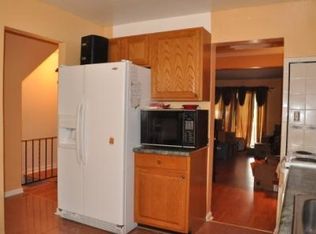 2860 Gloucester Ct, Woodbridge, VA 22191