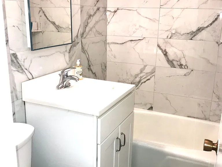 444 Bedford St #4K — Photo 9