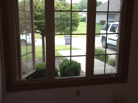 3rd image of 14211 Katriene Dr