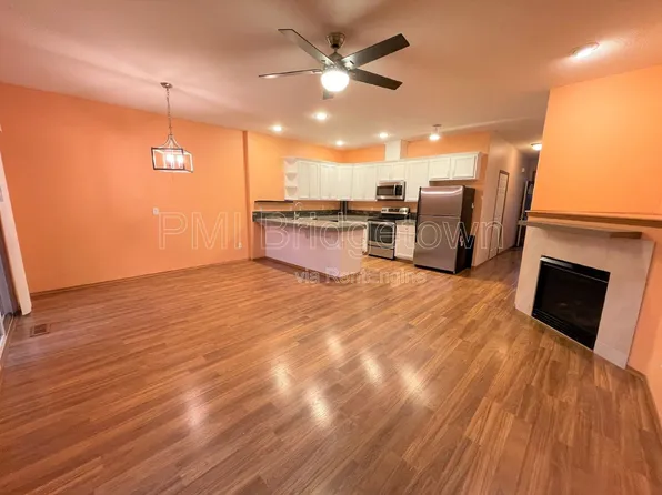 4325 SE 79th Ave, Portland, OR 97206