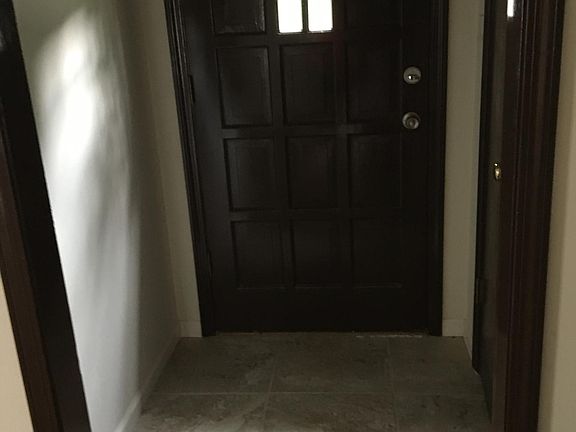 5th image of 6638 Metcalf Ave
