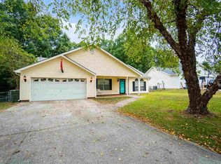 528 Country Gardens Dr, Fountain Inn, SC 29644