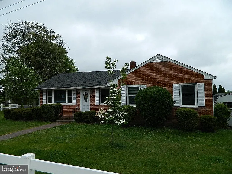 41665 Tudor Hall Rd — Photo 2