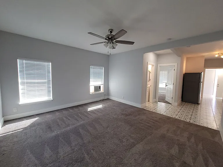 1026 W French Pl #3 — Photo 6
