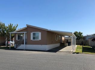 2105 Appaloosa Ln, Arcata, CA 95521