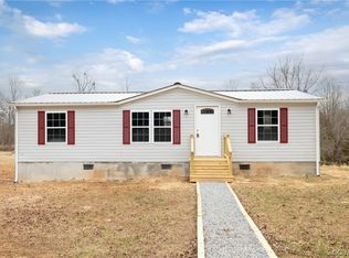 698 Burkeville Rd, Victoria, VA 23974