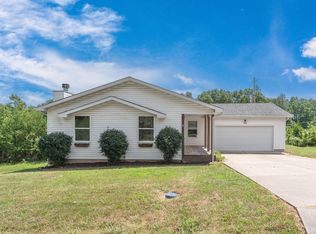 106 Rainbow Hill Ln, Reeds Spring, MO 65737