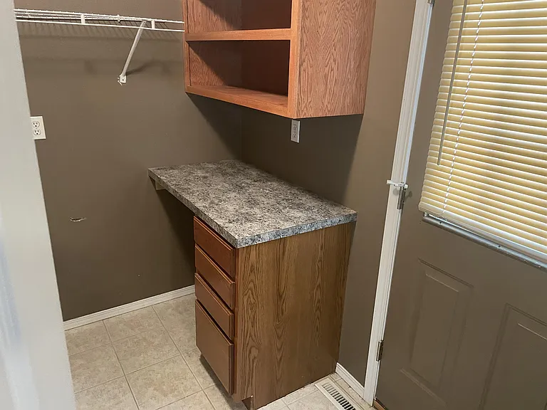 220 S Athenian St — Photo 10