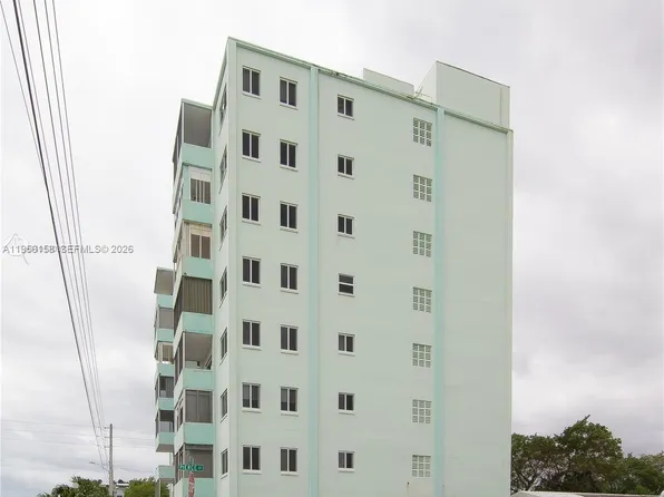 1700 Pierce St APT 204, Hollywood, FL 33020