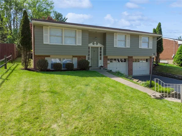 349 Crescent Gardens Dr, Pittsburgh, PA 15235