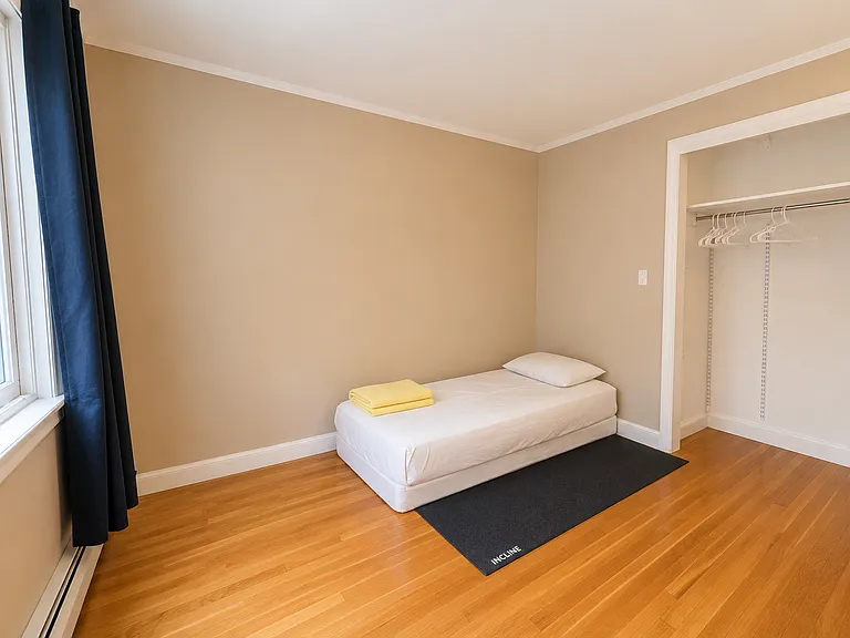 53 Lionel Ave #F — Photo 9