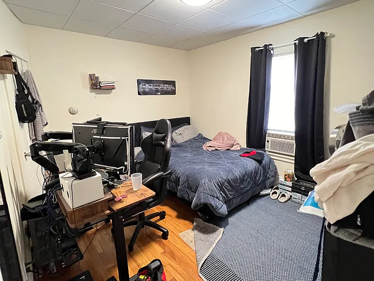 70 Linwood St #70 — Photo 3
