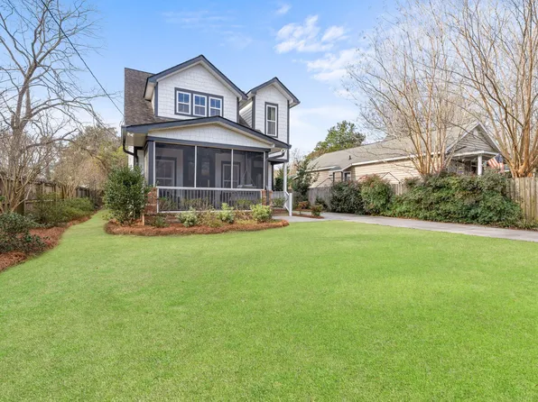 612 W 3rd North St, Summerville, SC 29483