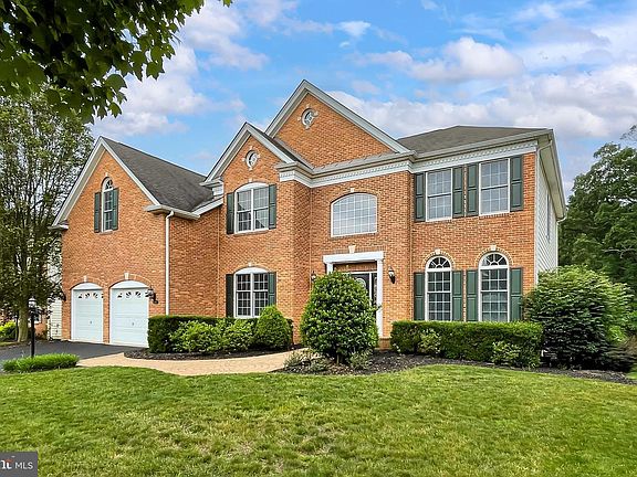 3rd image of 5282 Jacobs Creek Pl