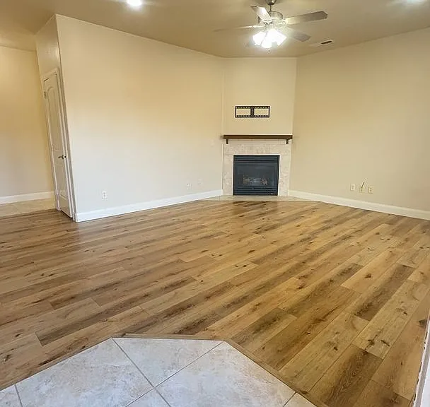 1570 S West Canyon Dr — Photo 2