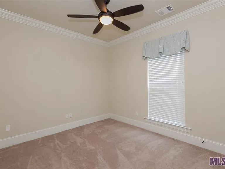 12445 Grand Villa Ct — Photo 4