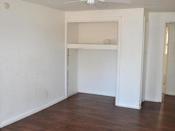 2nd image of 503 S Milam St Unit B