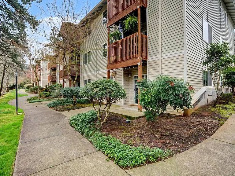 The Apartments at Cinnamon Lakes — Photo 30