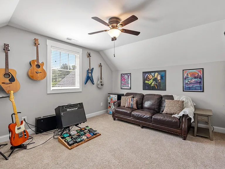 109 W Circle Ave — Photo 26