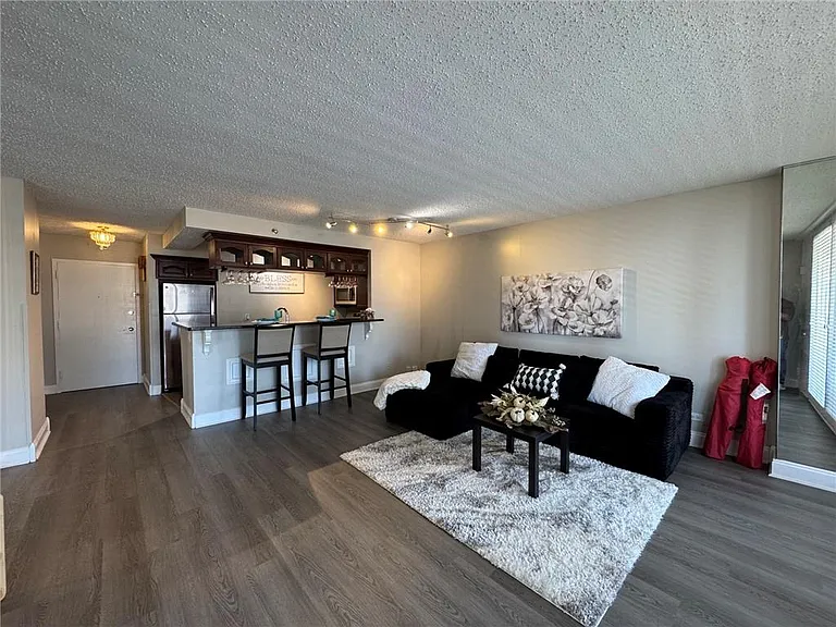 620 Peachtree St NE #911 — Photo 14