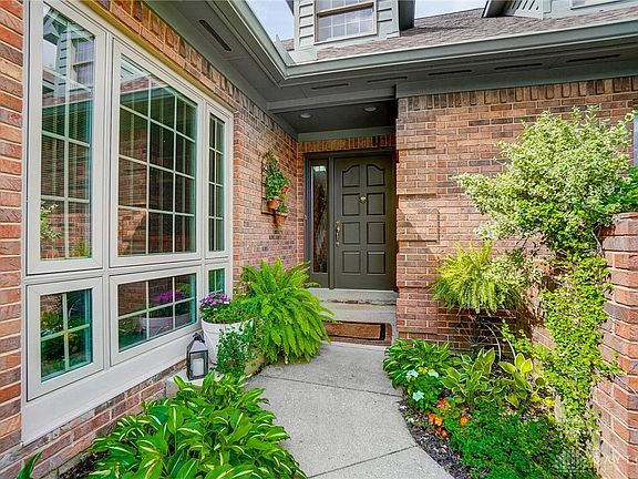5th image of 9497 Ash Hollow Ln