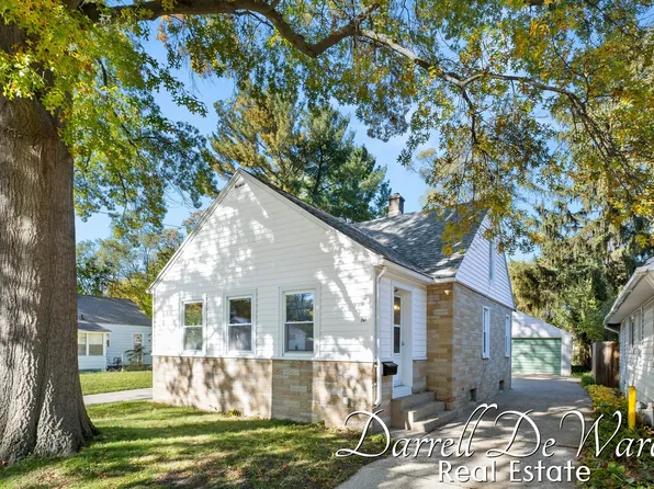 125 Walter St SE, Wyoming, MI 49548