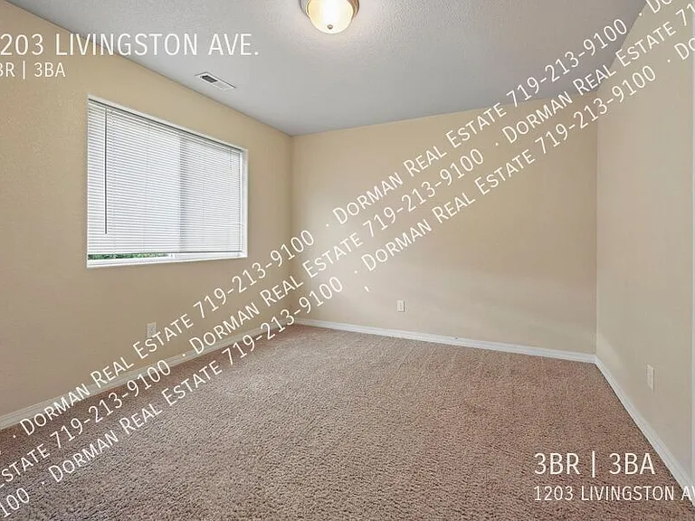 1203 Livingston Ave — Photo 12