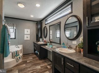 30B Debra Cir, Ephrata, PA 17522