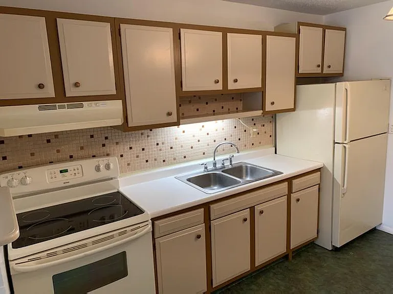 4063 Bruene Ave — Photo 17
