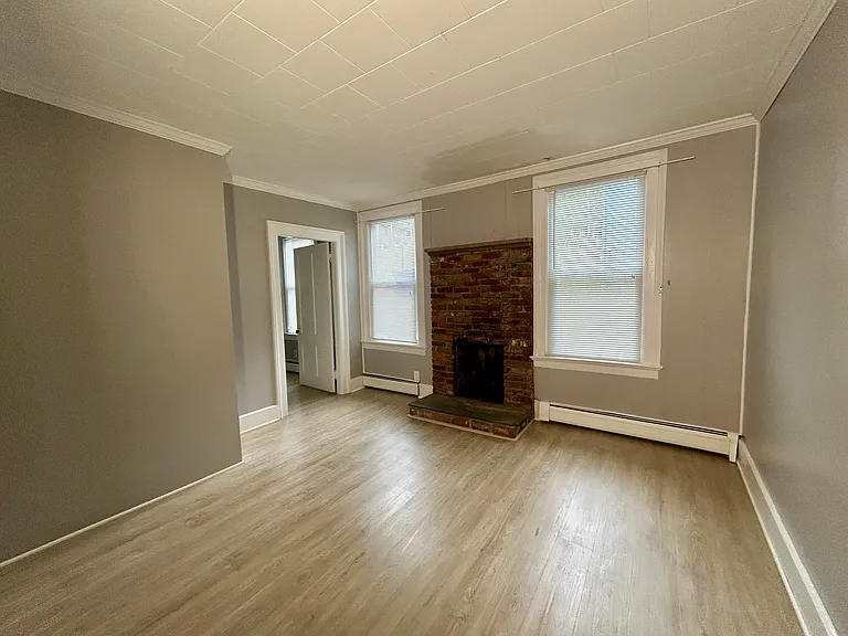 63 Torrington Ave — Photo 14