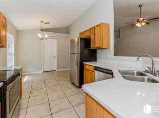 10307 Red Tip Rd, Jacksonville, FL 32218