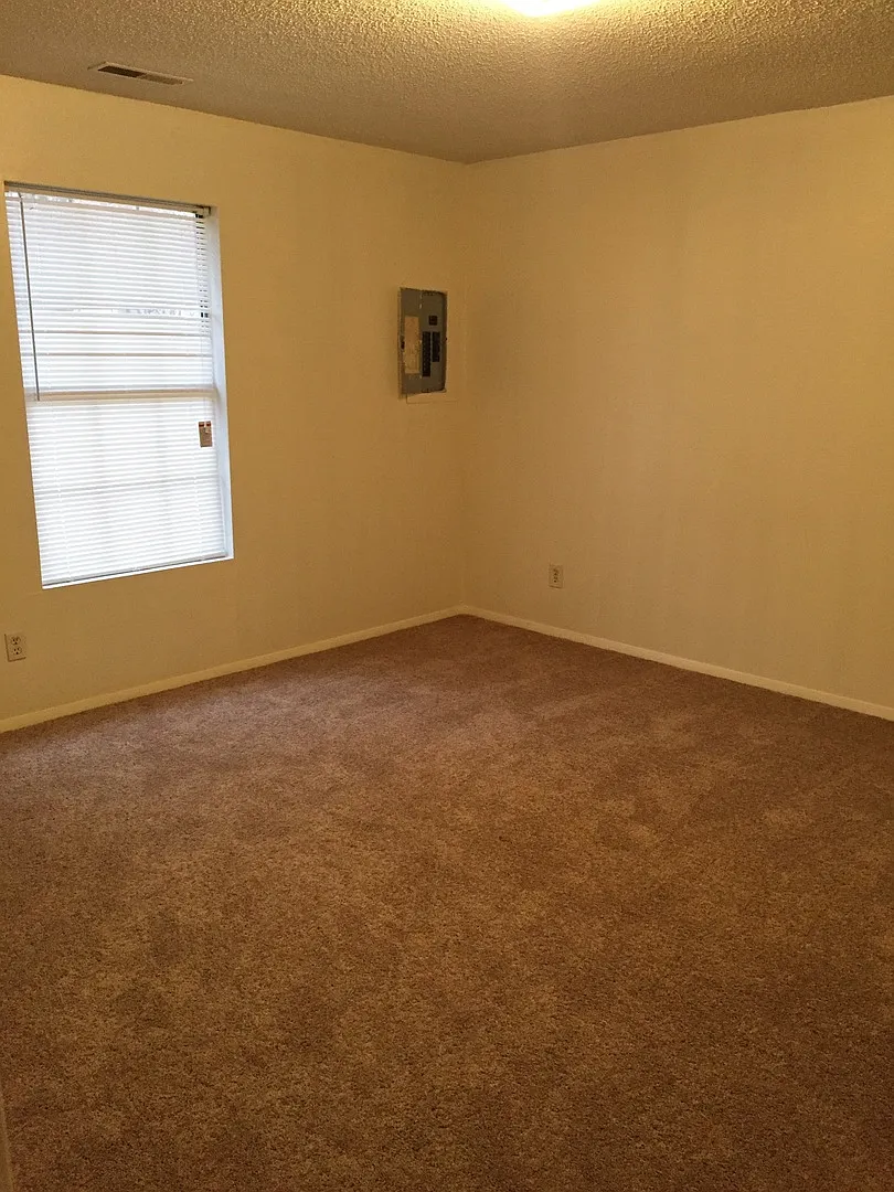 Ryan Court — Photo 2