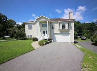 153 Salem End Rd, Framingham, MA 01701