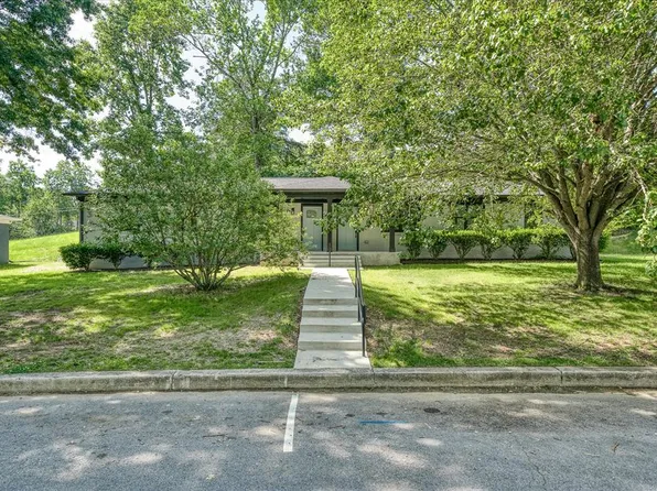 136&138 Boatman St, Cookeville, TN 38501