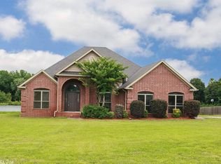 160 Locust Creek Dr, Lonoke, AR 72086