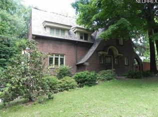 994 Canfield Rd, Youngstown, OH 44511